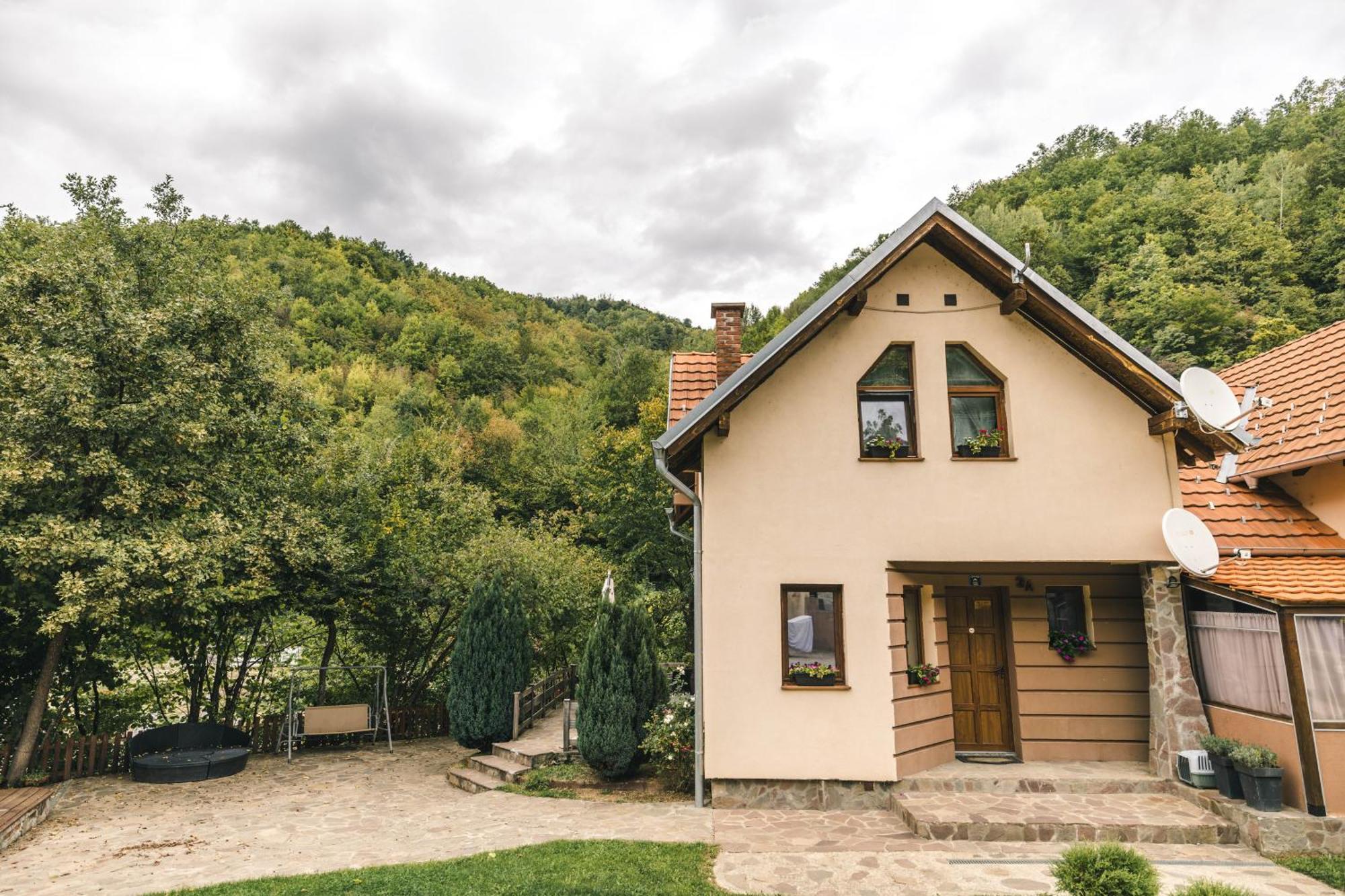 Lodge Zeleni Svet Crni Vrh Eksteriør billede